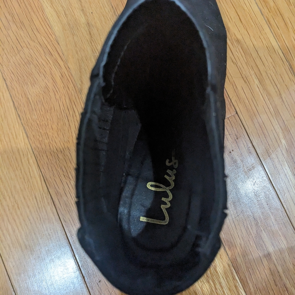 Lulu's Heeled Black Booties - Picture 4 of 5
